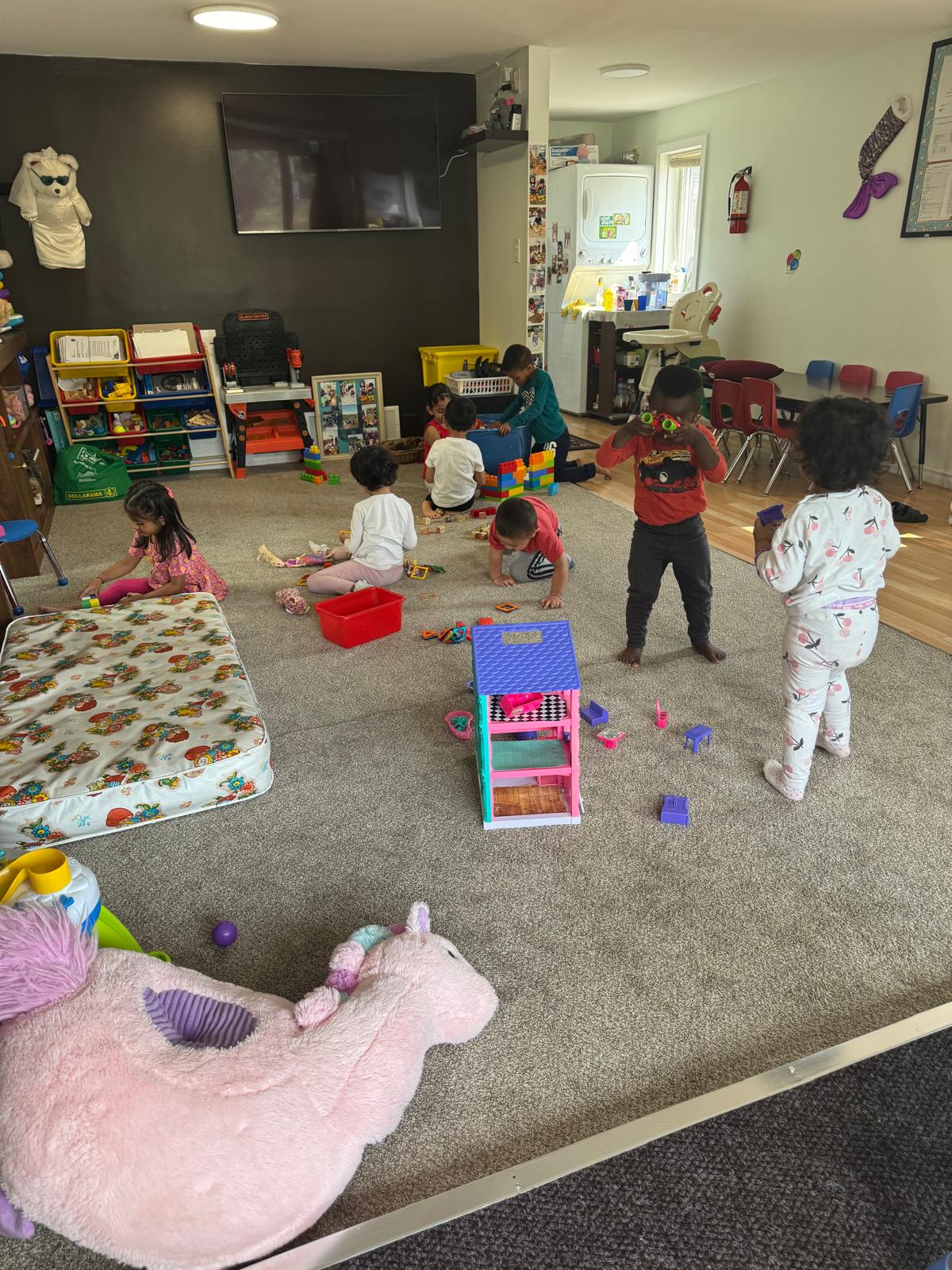 5 Star Rating Badge for Little Flower Daycare Regina